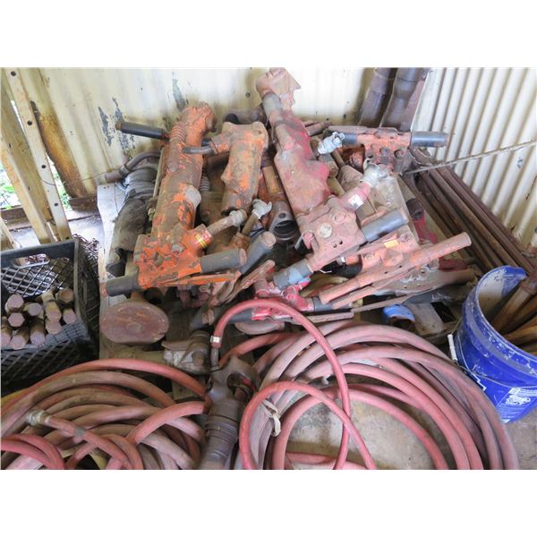 Approx. 10 Pneumatic Air Guns, Hoses, Chisels, etc