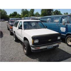 91 CHEVROLET S-10 BLAZER 4X4 4DR SUV EXMT.                            