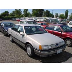 91 FORD TAURUS 4DR EXMT.                                              