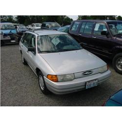 93 FORD ESCORT WAGON EXMT.                                            