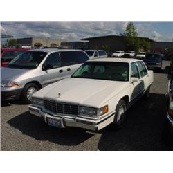 *91 CADILLAC DEVILLE SDN 4DR EXMT.                                    
