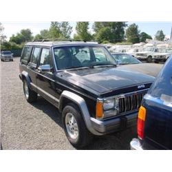 92 JEEP CHEROKEE 4X4 4DR EXMT.                                        