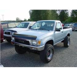 91 TOYOTA P/U 4X4 5SPD EXMT.                                          