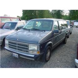 90 DODGE CARAVAN EXMT.                                                