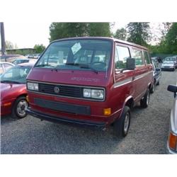 87 VOLKSWAGEN VANAGON GL 4SPD REBUILT TITLE EXMT.                                   