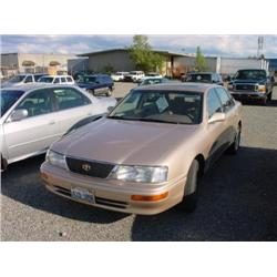 *96 TOYOTA AVALON XLS 4DR 142,212 ACTUAL                              