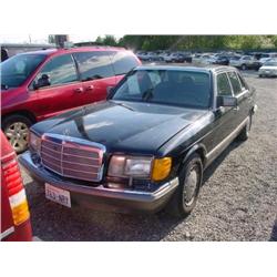 86 MERCEDES 560SEL 4DR EXMT.                                          