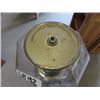 Image 2 : End Max Chrome Gumball Machine 50" Tall with Plastic Top - 