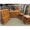 Image 1 : 4pc Maple Bedroom Suite ; Dresser 17" x 32" x 48" , Dresser