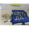Image 1 : Lot of Watches - some Good, Many Broken + Parts
