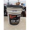 Image 1 : Xtreme True-Flo AW-68 Hydraulic Oil- 5 Gal Pail