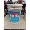 Image 1 : 20kg Pail Kleen Flo Ice Melt