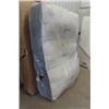 Image 2 : Queen Size Mattress - NO Box Spring 59" Wide