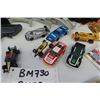 Image 2 : AFX Race Set - Track, Controls, Power Packs, 6 Cars, Risers