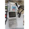 Image 2 : Nintendo Game Boy Machine with 5 Games