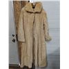 Image 1 : Cecile Alexander Antique Fur Coat (Authenticity of Fur Unknown) Size: Medium?
