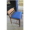 Image 2 : vintage wide chair