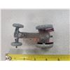 Image 4 : Dinky toys Massey Harris tractor