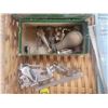 Image 2 : Singer sewing machine parts in box + laundry pin + manuals in woven basket