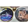 Image 2 : 3 assorted decorative cat plates & small brass cat statue