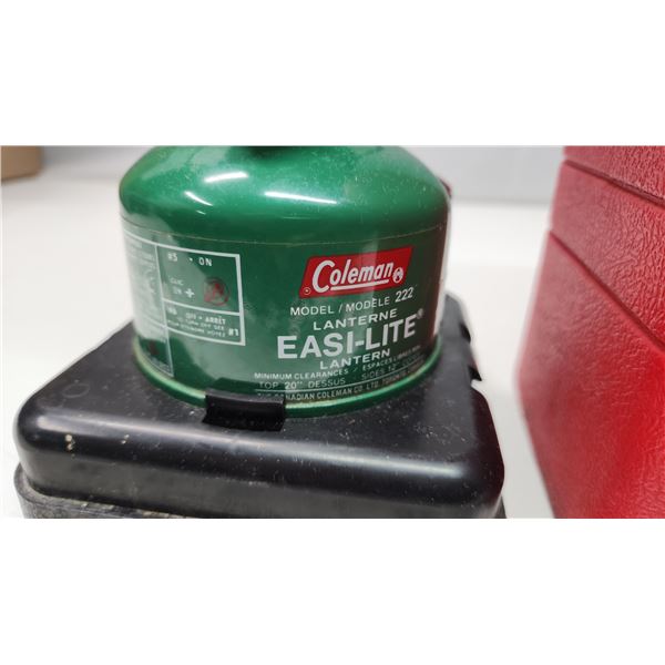 Coleman 222 easi-lite lantern, with case - Schmalz Auctions