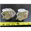 Image 2 : Kansas City Swan Salt and Pepper Shakers