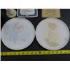 Image 2 : 2 "Precious Moments" plates & 1 figurine + Novelty ceramic purse container