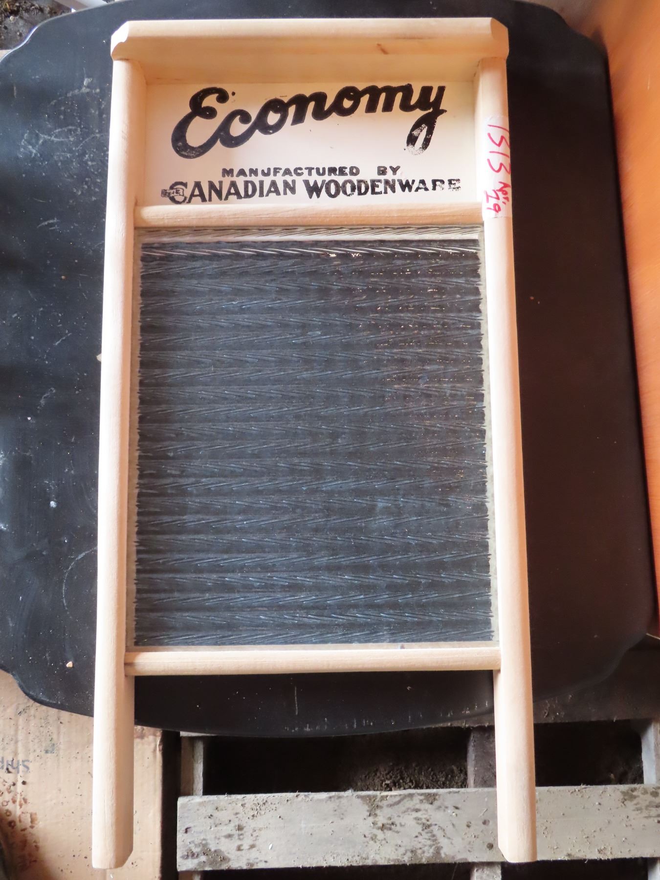 "Economy" Glass washboard made by Canadian woodenware St. Thomas 23