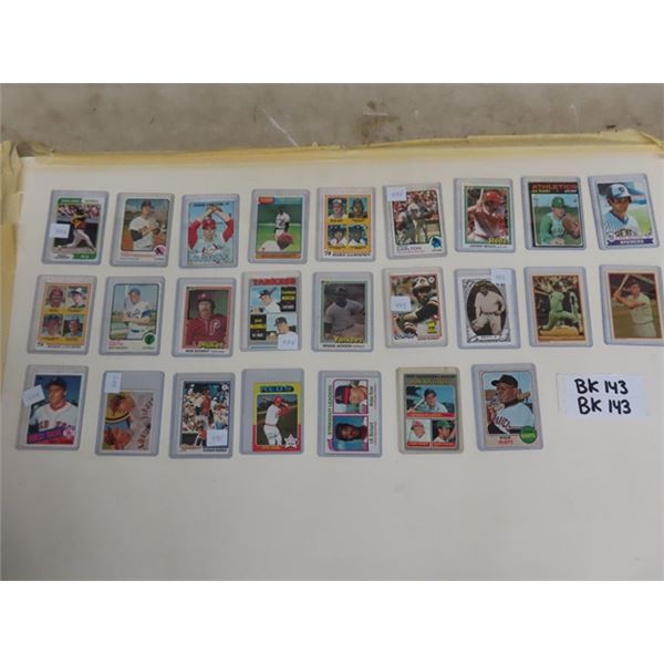 25 Assorted Vintage Baseball Cards- Many Rookies - Lots of Stars ; 