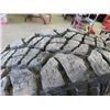 Image 3 : 2 Goodyear Duratraks Tires LT 275 / 65R/R18