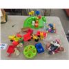 Image 5 : Fisher Price School, Playground, Cars, People, Accessories