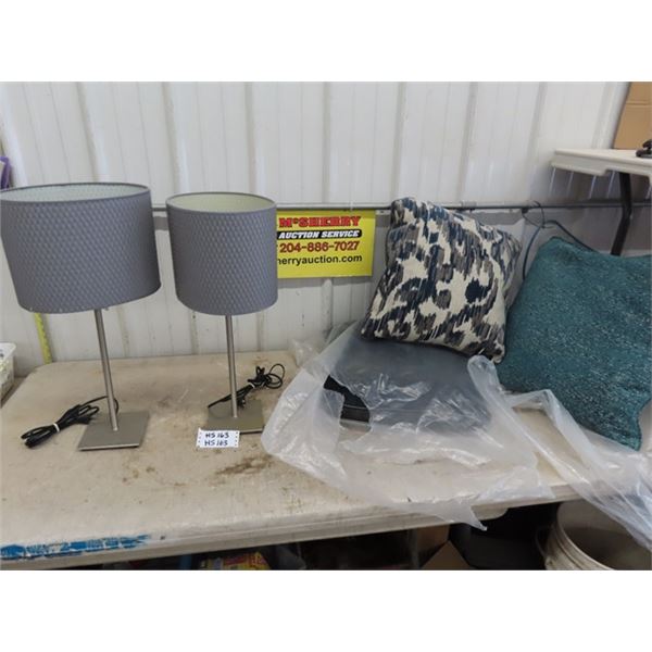 2 Table Lamps with Shades 25" Tall & 3 Pillows