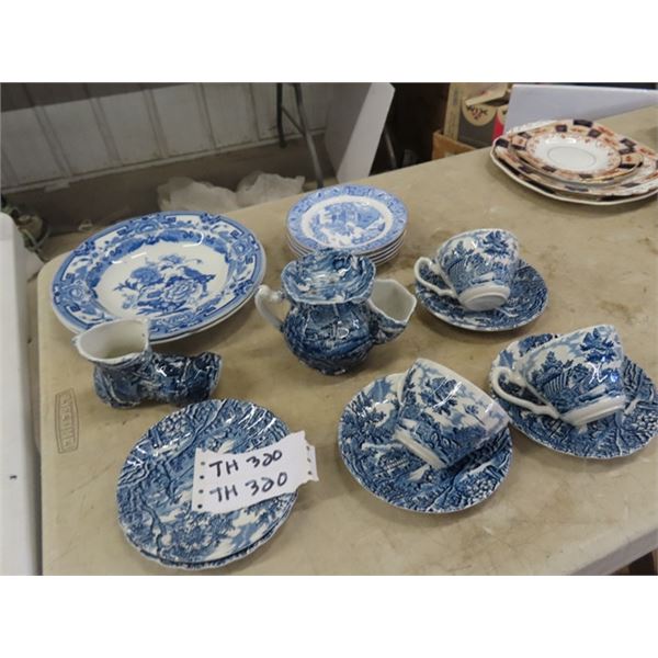 Blue China - Various Patterns ; Old Foley, Shaving Mug, 