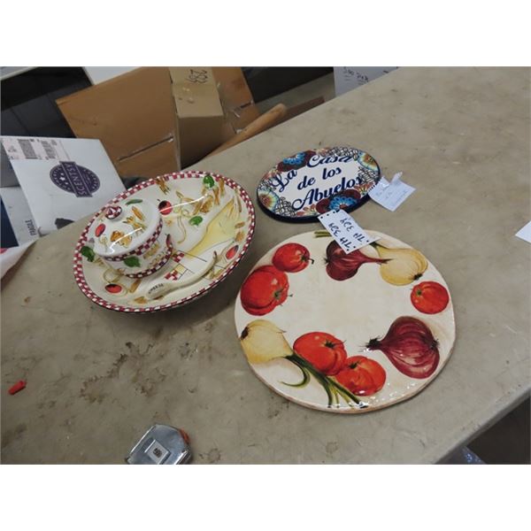 Pasta Bowl + Tray & Spanish Slogan Ceramic Display