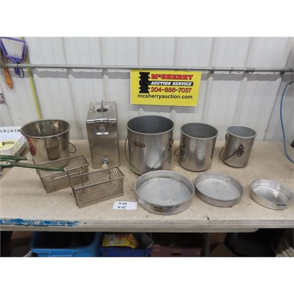 Assorted Stainless/ Aluminum Cooking Items ; Nesting 