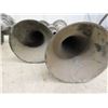 Image 5 : 2 Vintage Military Green Air Horns, 15" Speaker Woofer