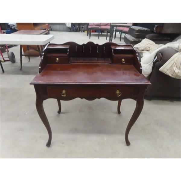 Writing Desk 21  x 31  x 34  