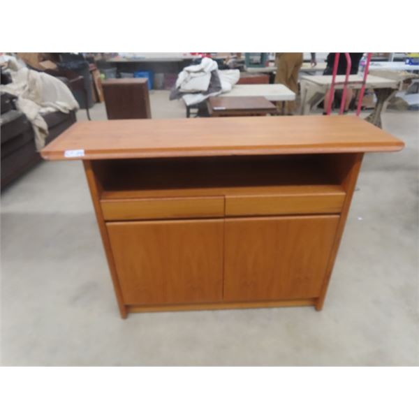 Modern Side Board 17" x 38" x 53" 