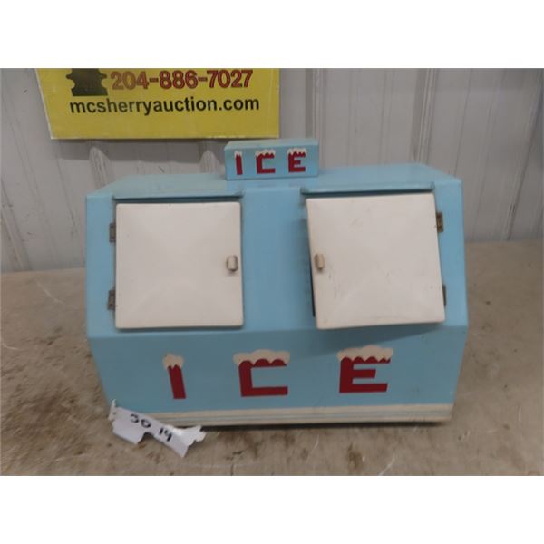 1940's Salesman Sample Wooden Vending Ice Box 