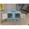 Image 6 : 1940's Salesman Sample Wooden Vending Ice Box 