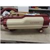 Image 2 : Electrolux Canister Vacuum Model 88 Elux