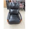Image 3 : Lazyboy Leather Recliner