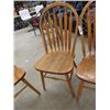 Image 3 : 4 Oak Kitchen Chairs