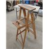 Image 3 : Wooden Step Ladder