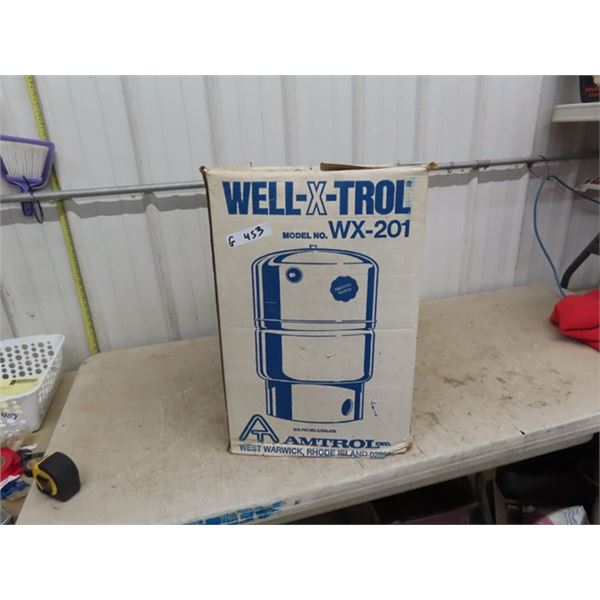 Well X Trol Wx 201 Water Holding Tank