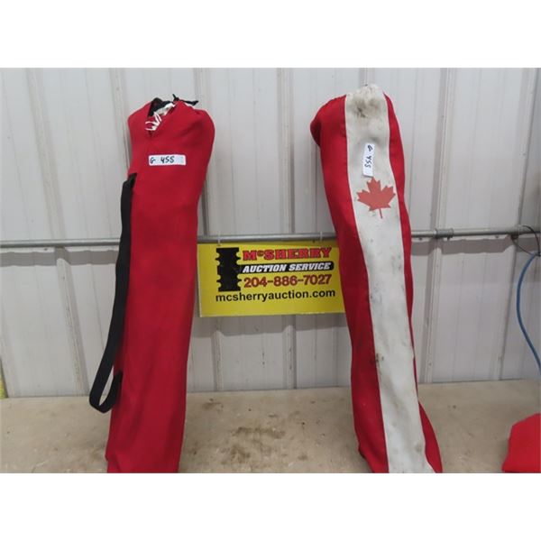 2 Folding Leg Lawn Chair - Canada Flag Colors