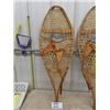 Image 2 : 1 Pair of Snow Shoes 14" x 38" 