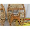 Image 5 : 1 Pair of Snow Shoes 14" x 38" 