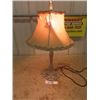 Image 1 : Vintage Cast Iron Table Lamp with Shade - Shade 