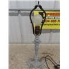 Image 5 : Vintage Cast Iron Table Lamp with Shade - Shade 